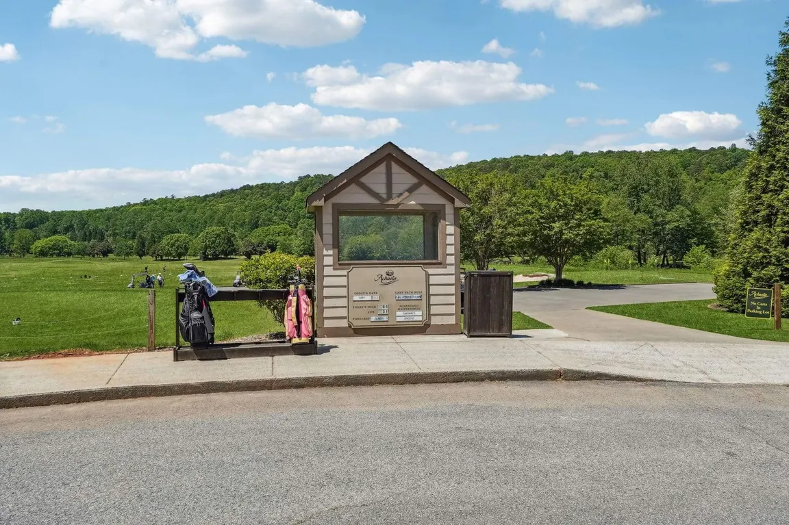 Achasta Golf Course Starter Booth